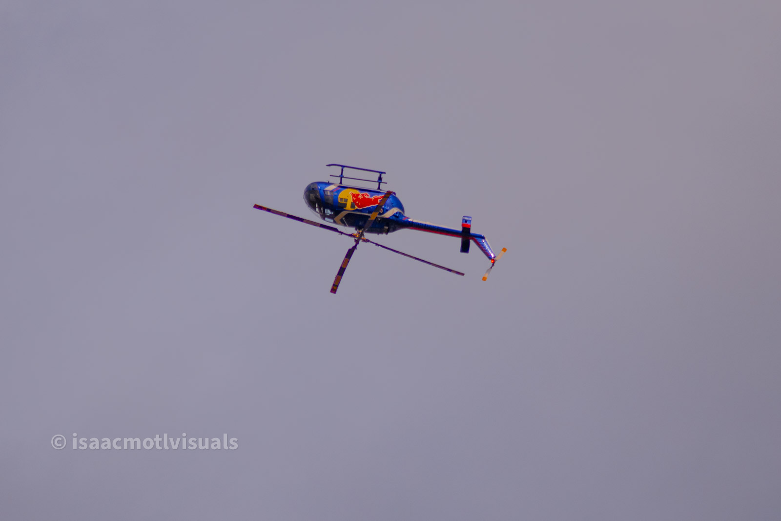 Aviation photograph by Isaac Motl
