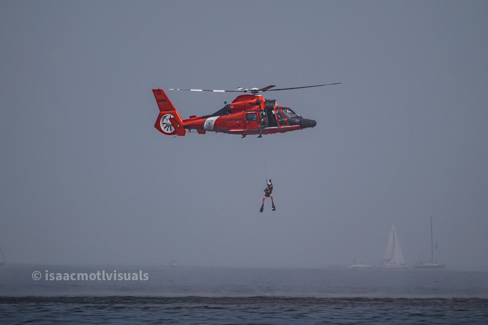 Aviation photograph by Isaac Motl