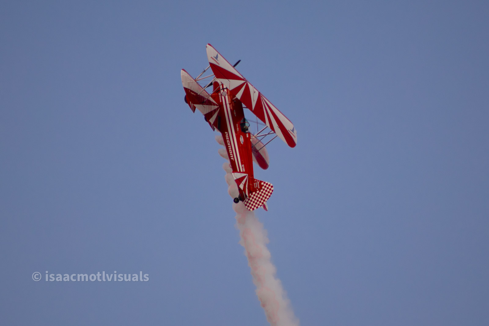 Aviation photograph by Isaac Motl