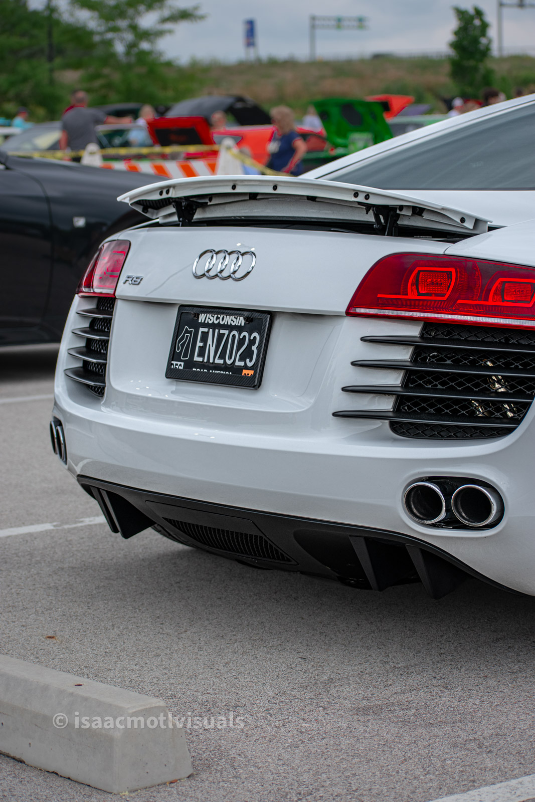 Car photograph by Isaac Motl